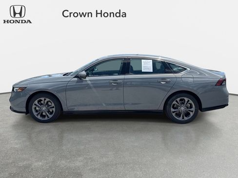 Used 2023 Honda Accord EX-L image 2