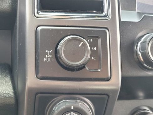 Used 2019 Ford F150 XLT w/ Equipment Group 302A Luxury image 21