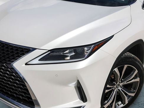 Used 2021 Lexus RX 350L FWD w/ Premium Package image 3