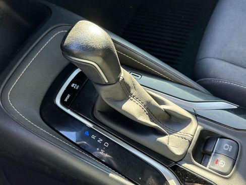 Used 2021 Toyota Corolla SE image 19