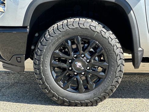 New 2026 Chevrolet Silverado 2500 LT image 14