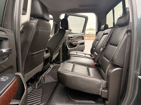 Used 2018 GMC Sierra 2500 SLT AWD/4WD image 15