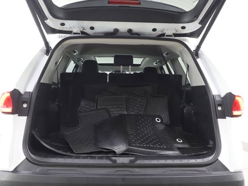 Used 2024 Toyota Grand Highlander Limited image 18