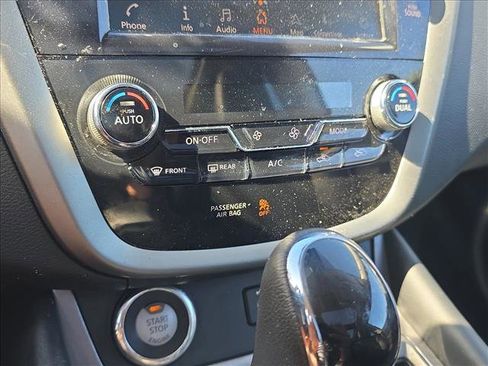 Used 2024 Nissan Murano SL image 13