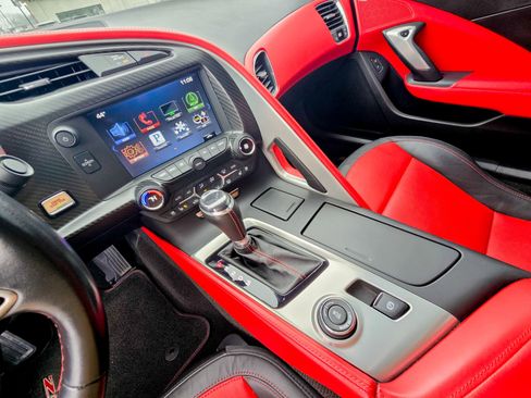 Used 2016 Chevrolet Corvette Z06 w/ 3LZ Preferred Equipment Group image 42