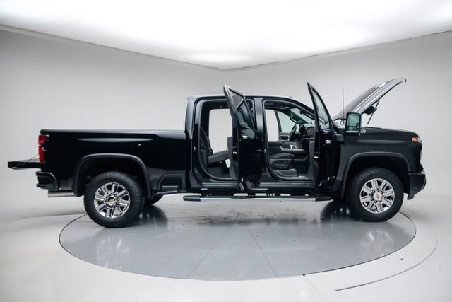 New 2026 Chevrolet Silverado 2500 High Country w/ Technology Package AWD/4WD image 15