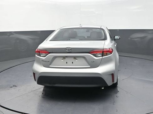 Used 2025 Toyota Corolla LE FWD image 7