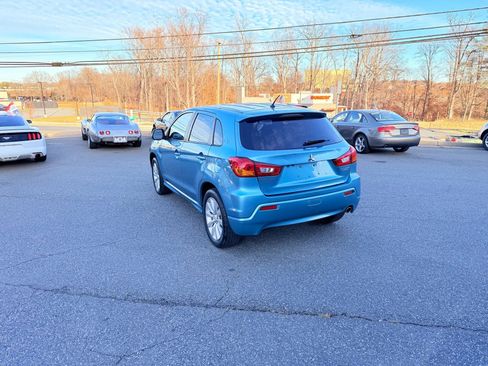 Used 2011 Mitsubishi Outlander Sport SE image 4