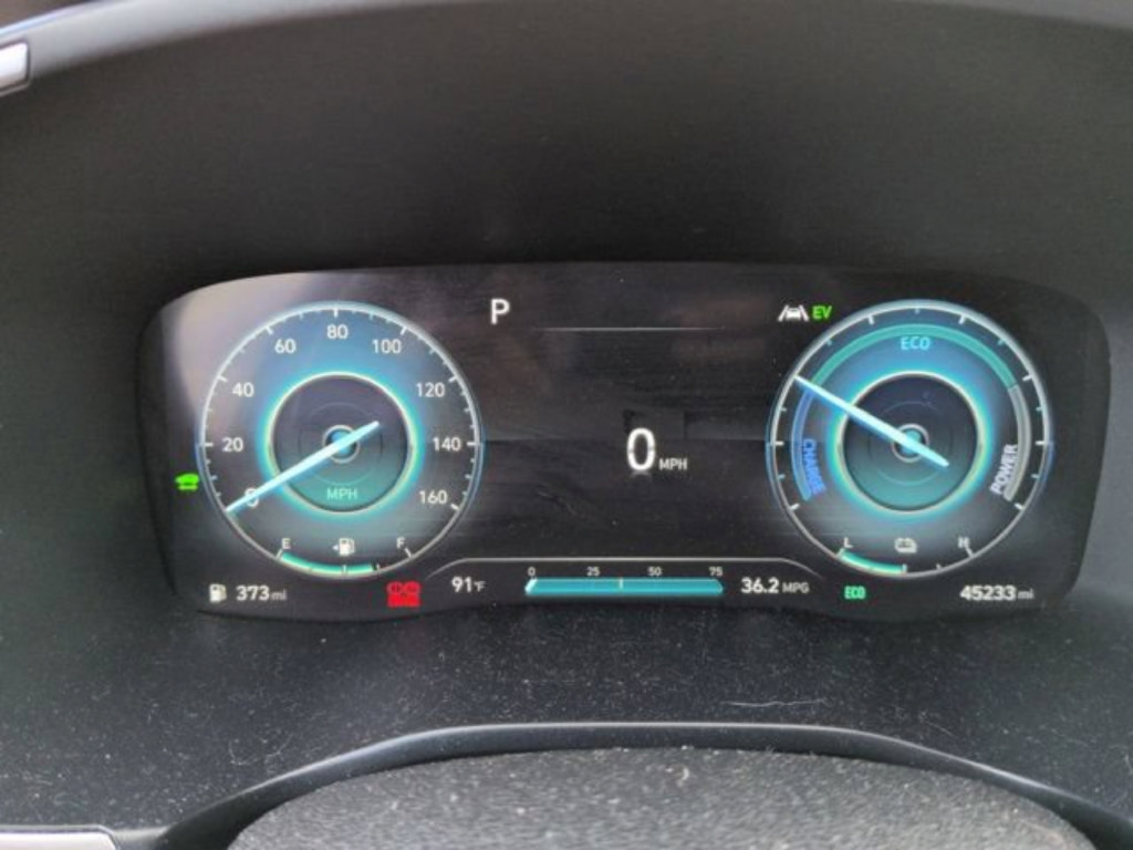 Used 2023 Hyundai Santa Fe Limited w/ Cargo Package AWD/4WD image 29