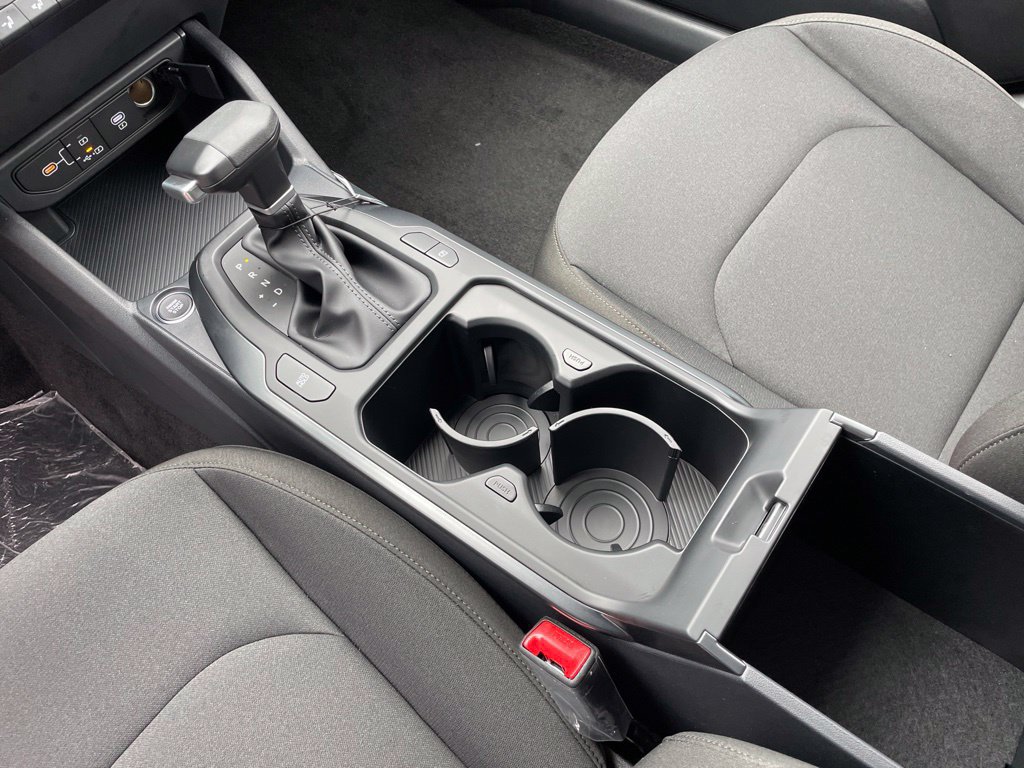 New 2026 Kia K4 FWD image 9
