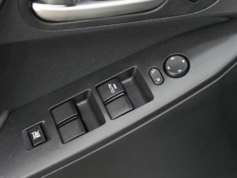 Used 2012 MAZDA MAZDA3 i Touring FWD image 20