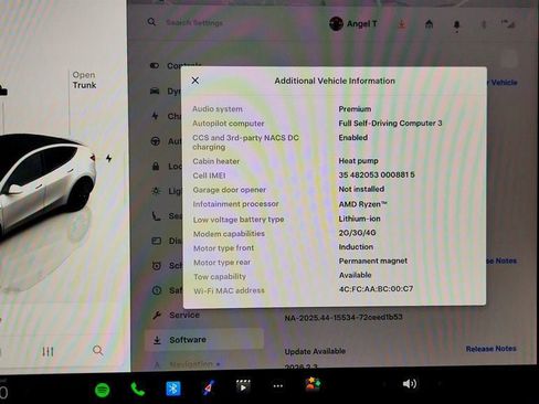Used 2023 Tesla Model Y AWD image 14