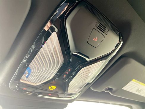 Certified 2024 BMW X5 xDrive50e w/ Premium Package image 13