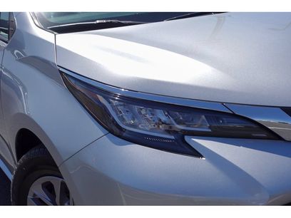 Certified 2023 Toyota Sienna LE