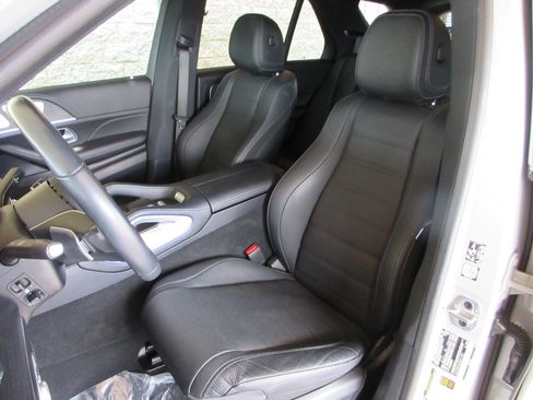 Used 2024 Mercedes-Benz GLE 580 4MATIC image 32