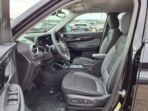 New 2026 Chevrolet TrailBlazer LT w/ Convenience Package FWD image 12