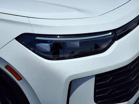 New 2025 Volkswagen Tiguan S image 9