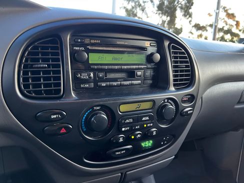 Used 2005 Toyota Sequoia SR5 image 26