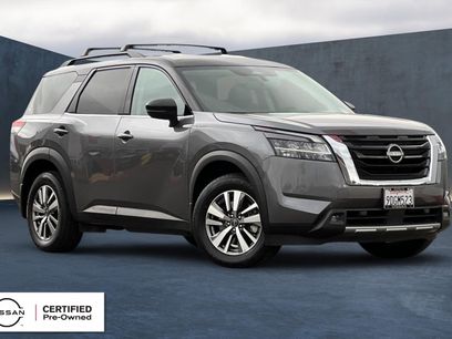 Certified 2022 Nissan Pathfinder SL