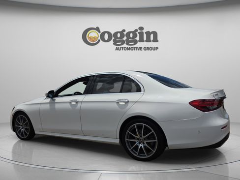 Used 2021 Mercedes-Benz E 350 Sedan image 3