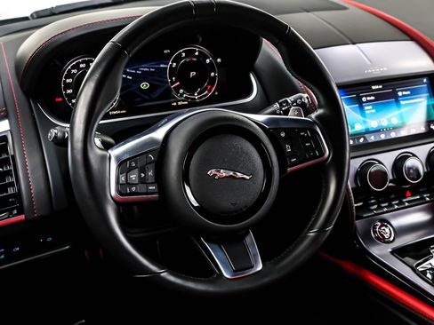 Used 2023 Jaguar F-TYPE Coupe image 17