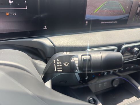 New 2026 Nissan Sentra SR FWD image 27