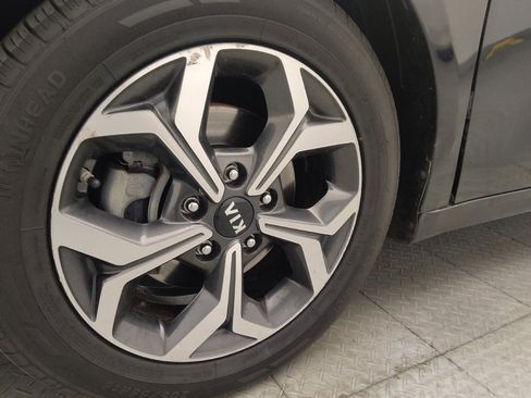 Used 2019 Kia Forte LXS FWD image 31