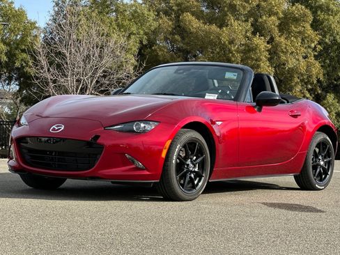 Used 2023 MAZDA MX-5 Miata Sport image 8