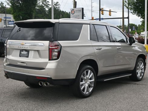Used 2023 Chevrolet Tahoe High Country w/ Advanced Technology Package AWD/4WD image 10