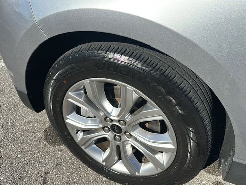 Certified 2024 Ford Edge Titanium w/ Equipment Group 301A image 9