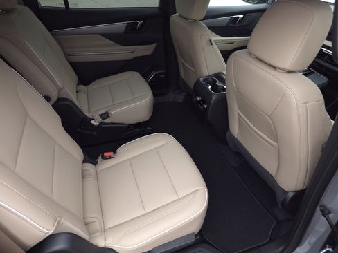 New 2026 Buick Enclave Preferred w/ Power Package image 43