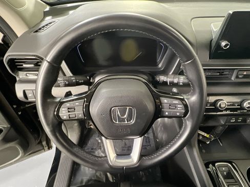 Used 2023 Honda Pilot EX-L image 11