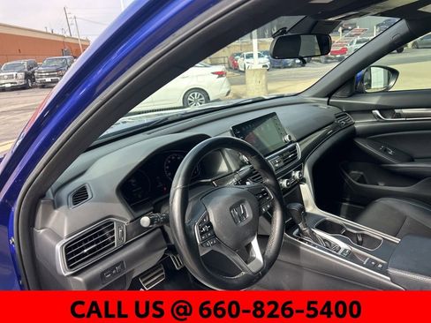 Used 2018 Honda Accord Sport image 13