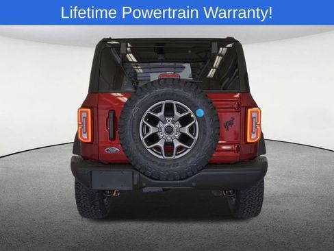 New 2025 Ford Bronco Badlands image 11