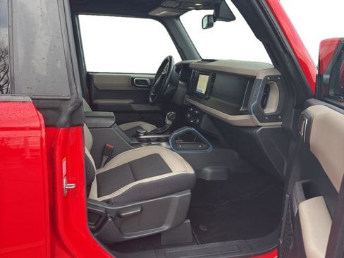 Used 2022 Ford Bronco Wildtrak image 7