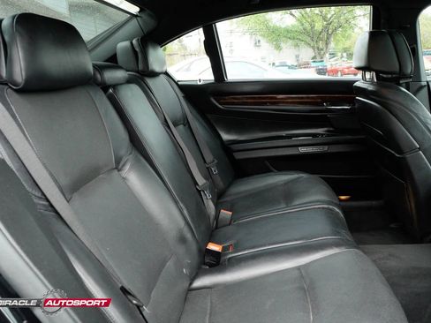 Used 2015 BMW 750Li xDrive w/ M Sport Edition AWD/4WD image 39