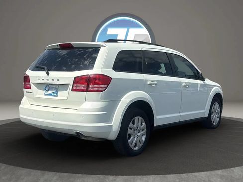 Used 2020 Dodge Journey SE w/ SE Popular Equipment Group FWD image 8