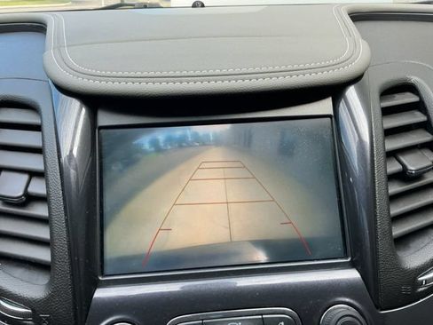 Used 2018 Chevrolet Impala LS FWD image 2