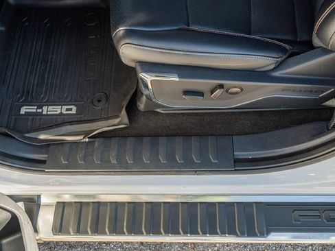 Used 2022 Ford F150 Lariat w/ Equipment Group 501A Mid image 18