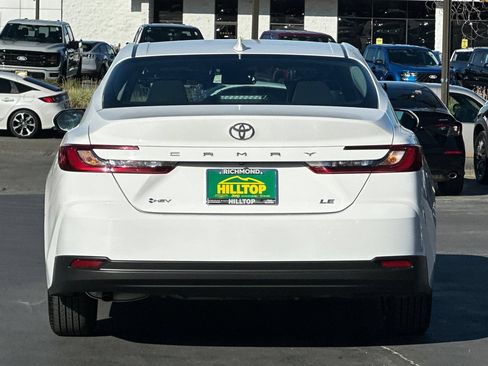 Used 2025 Toyota Camry LE FWD image 6