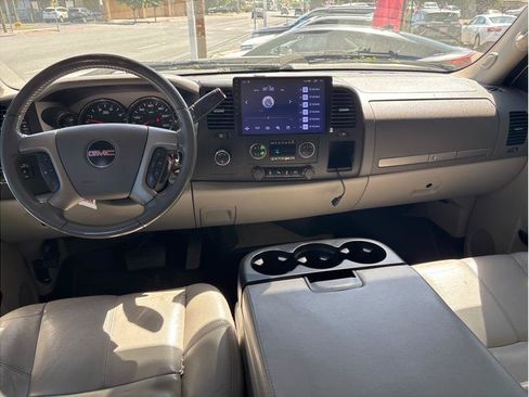 Used 2012 GMC Sierra 2500 SLE w/ SLE Preferred Package AWD/4WD image 14