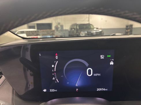 Used 2025 Buick Encore GX Preferred image 39