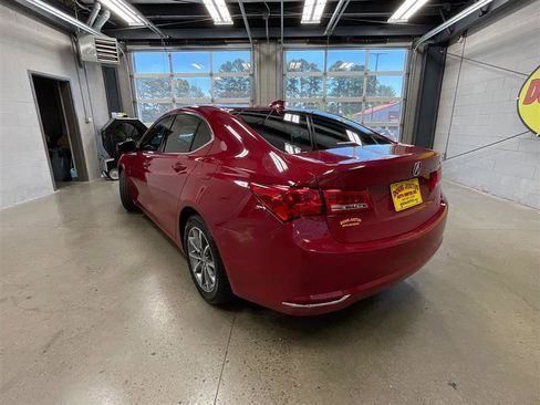 Used 2019 Acura TLX FWD image 3