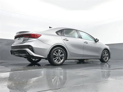 Used 2024 Kia Forte LXS w/ LXS Technology Package image 22