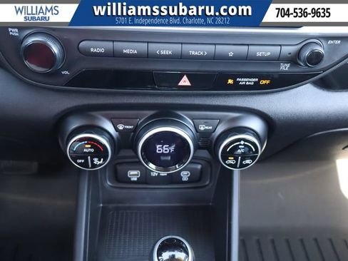 Used 2023 Hyundai Venue SEL w/ Cargo Package FWD image 30