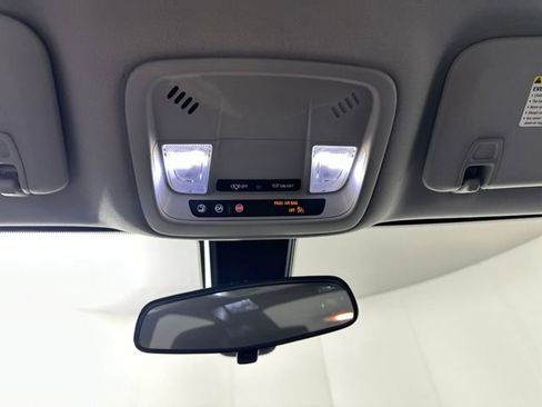 Used 2020 Chevrolet Malibu LS image 24