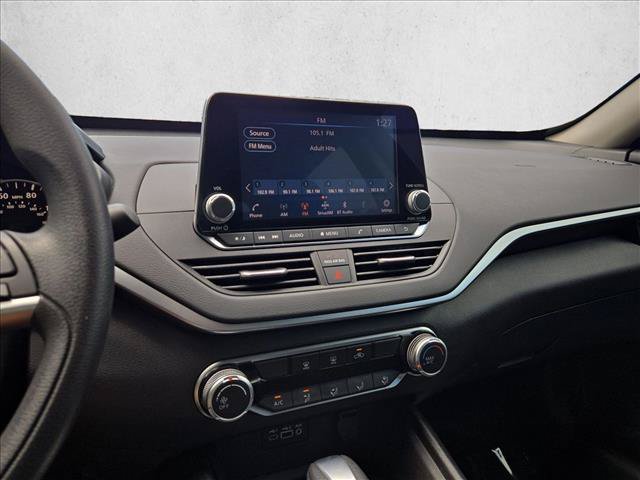 Used 2022 Nissan Altima 2.5 SV FWD image 14