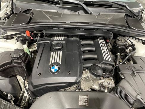 Used 2012 BMW 128i Convertible RWD image 40
