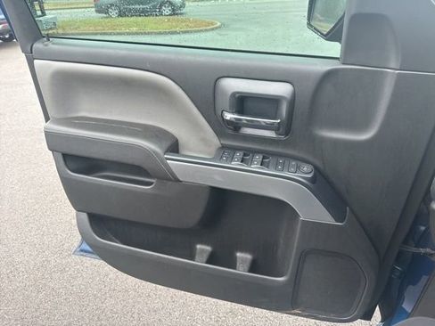 Used 2018 Chevrolet Silverado 1500 LT w/ All Star Edition image 15