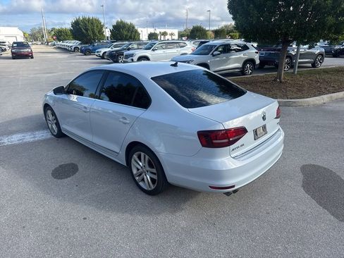 Used 2017 Volkswagen Jetta SEL image 7